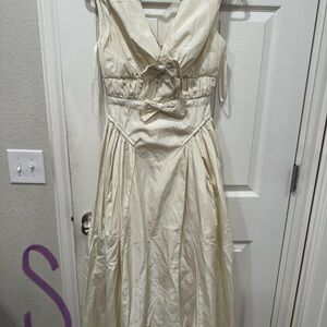 Elegant Cream Sleeveless Dress